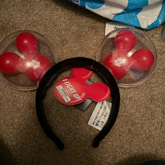 Disney Ears - Picture 1 of 2